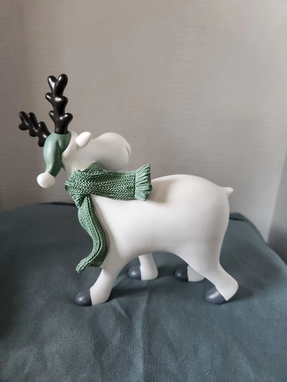 Cute Reisin Moose